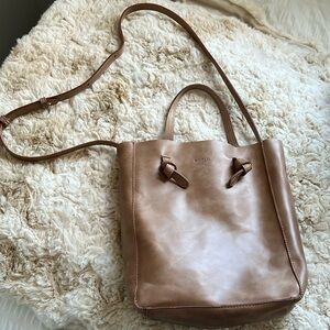 Nisolo leather shopper bucket bag